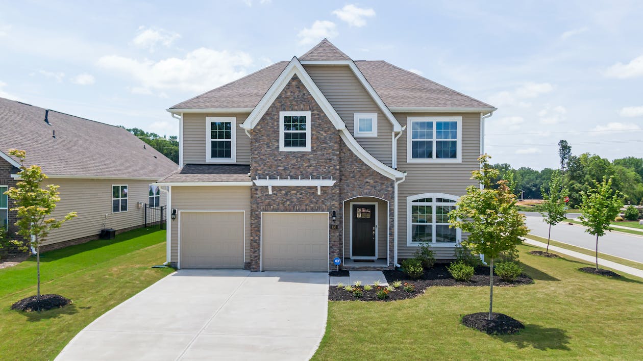 Pristine roof in Suwanee, GA.